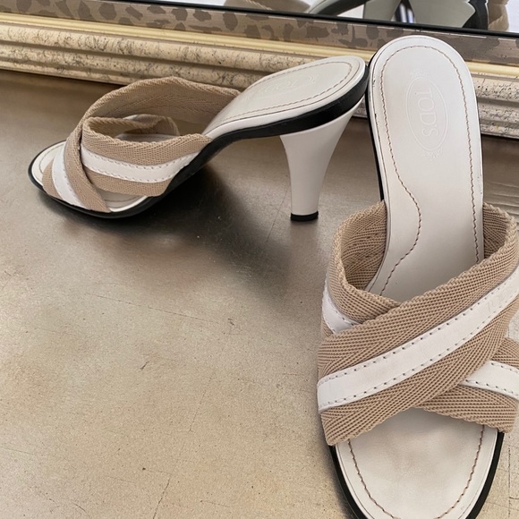 Authentic TOD’S sandal like new 👡 - Picture 2 of 4